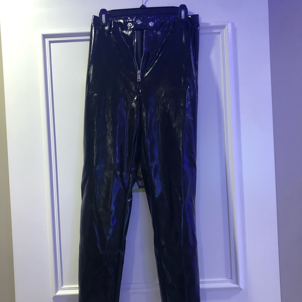 IAMGIA NICOLE PANT